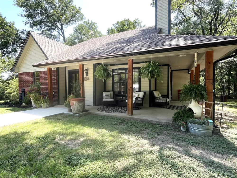 1229 Epps Road Palmer, TX 75152
