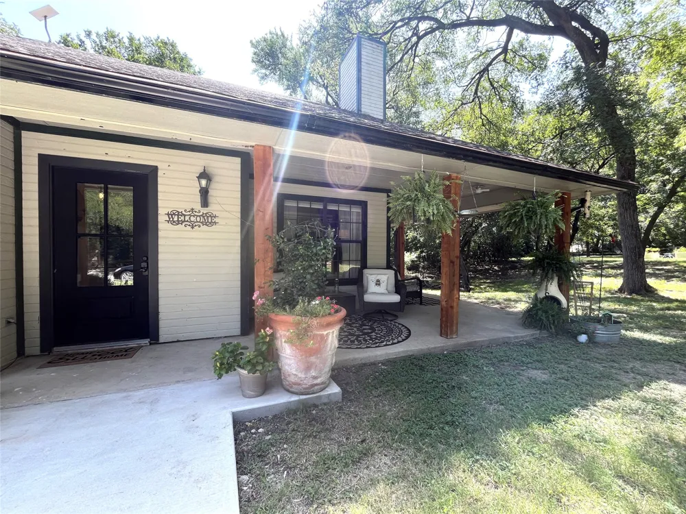 1229 Epps Road Palmer, TX 75152