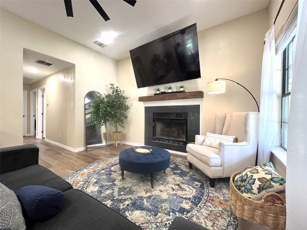 1229 Epps Road Palmer, TX 75152