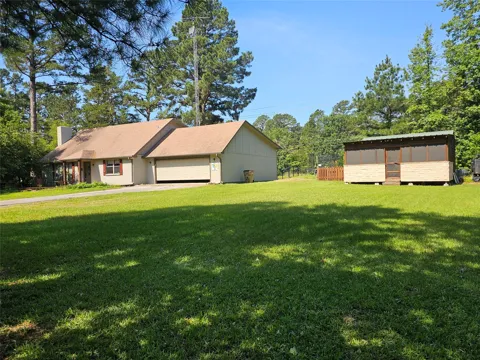 411 Green Meadow Trail