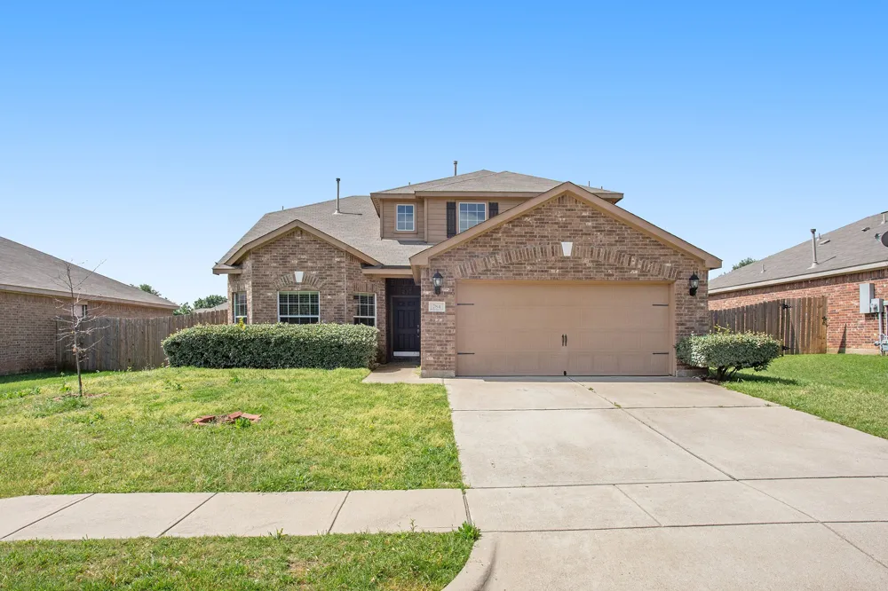 784 Keel Line Drive Crowley, TX 76036