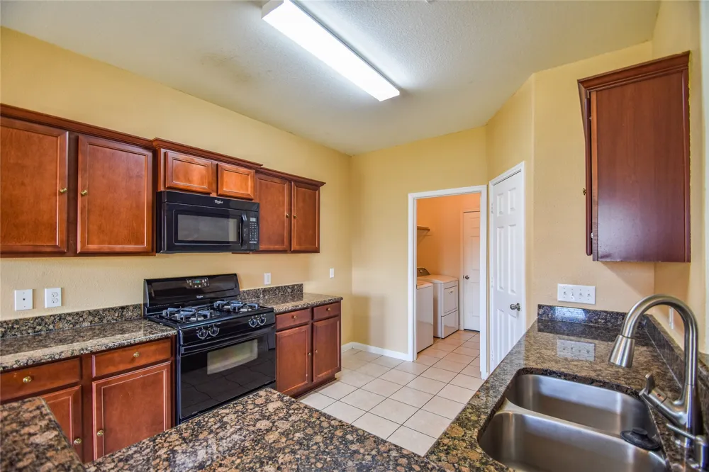 784 Keel Line Drive Crowley, TX 76036