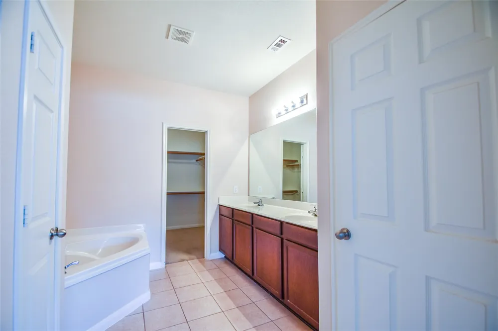 784 Keel Line Drive Crowley, TX 76036