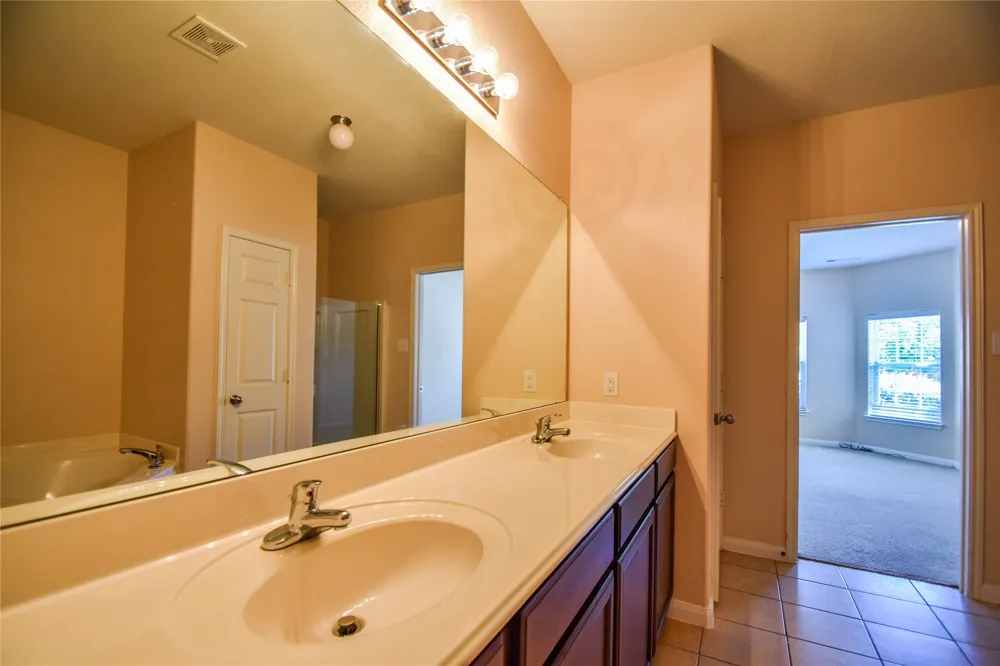 784 Keel Line Drive Crowley, TX 76036