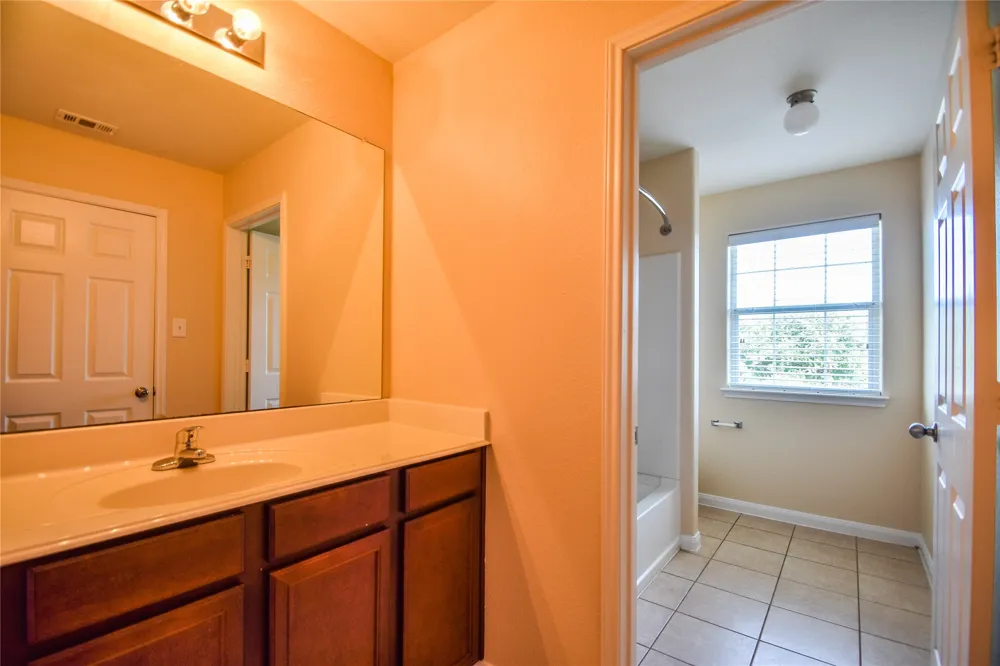 784 Keel Line Drive Crowley, TX 76036