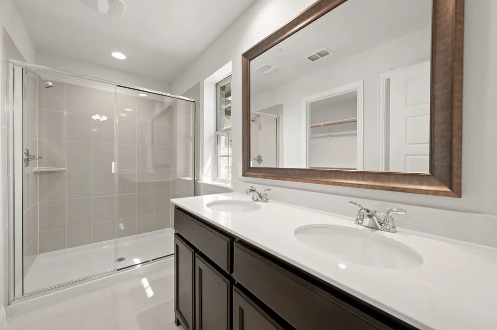 656 Sandiford Court Mansfield, TX 76063