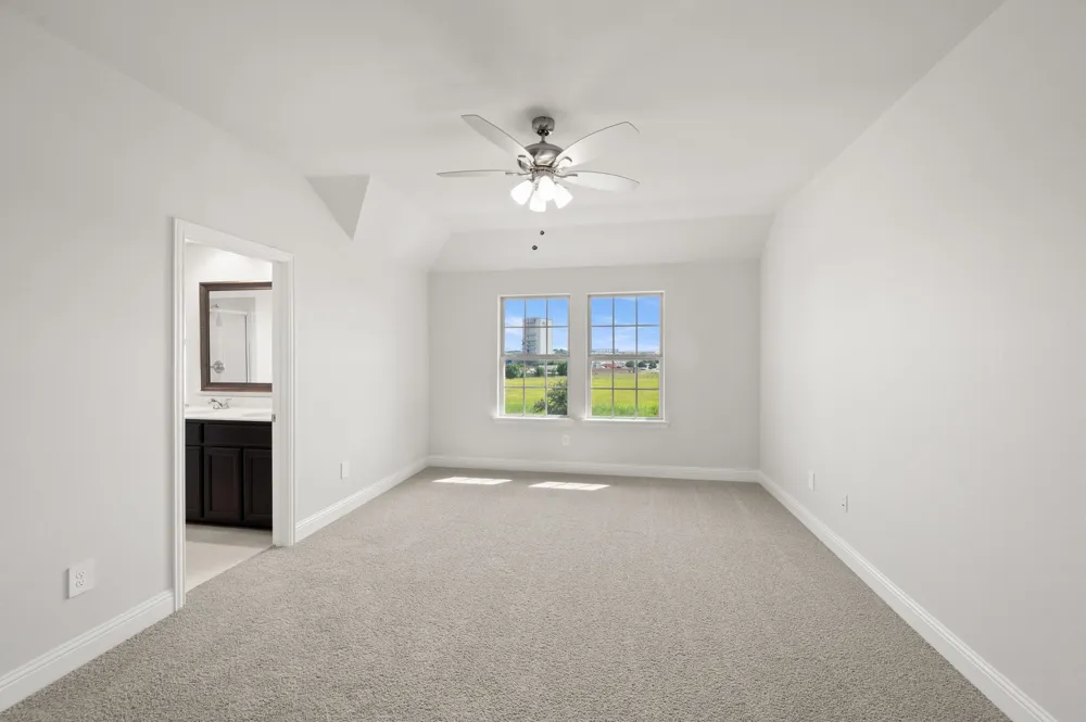656 Sandiford Court Mansfield, TX 76063