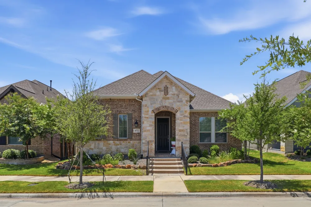 4772 Kings Garden Parkway Arlington, TX 76005