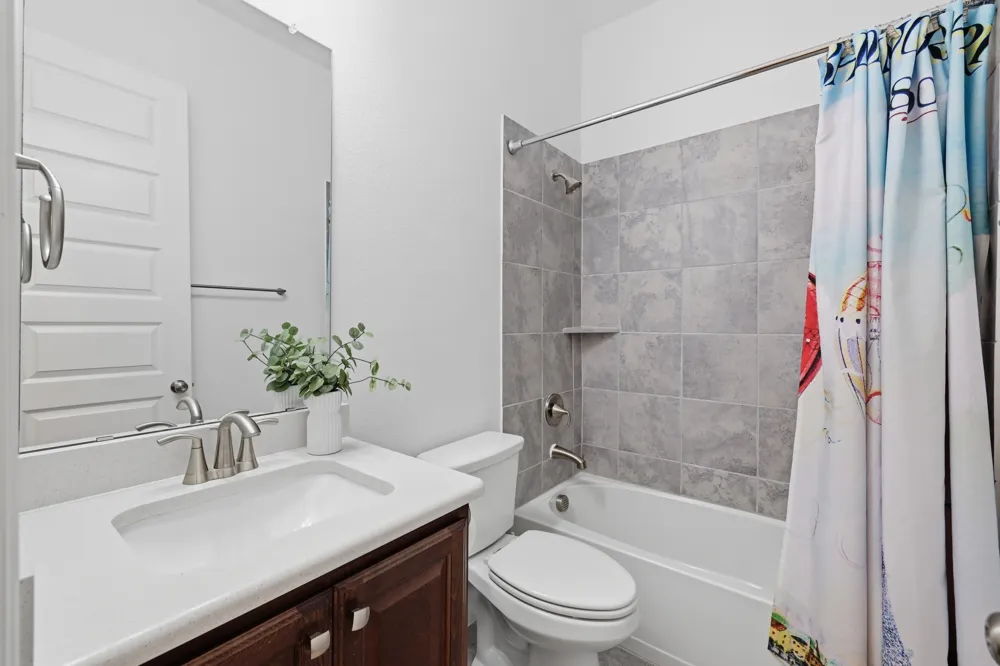 4772 Kings Garden Parkway Arlington, TX 76005