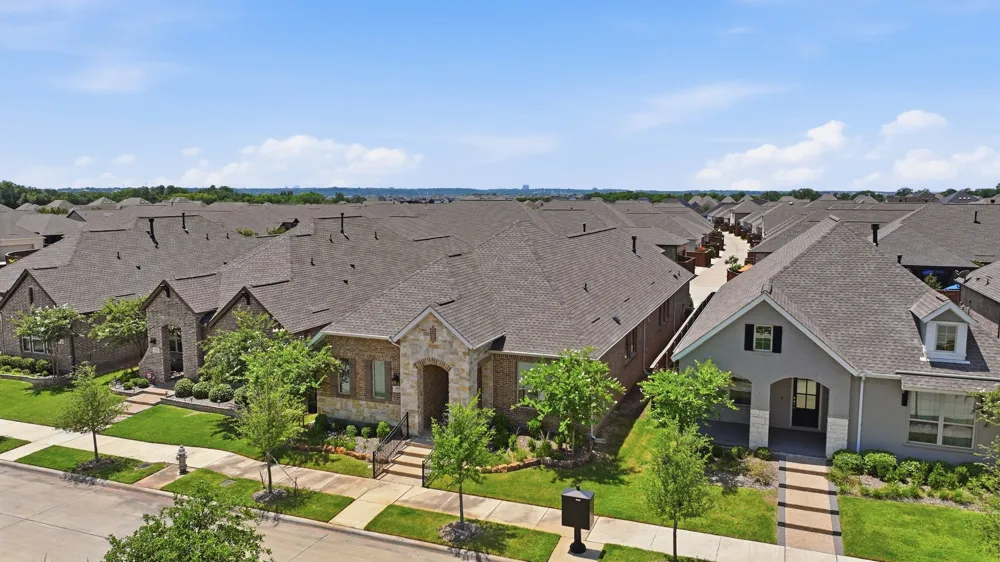 4772 Kings Garden Parkway Arlington, TX 76005