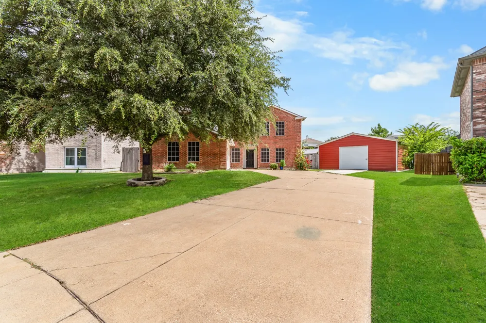 3415 Elmwood Court Sachse, TX 75048