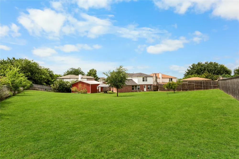3415 Elmwood Court Sachse, TX 75048