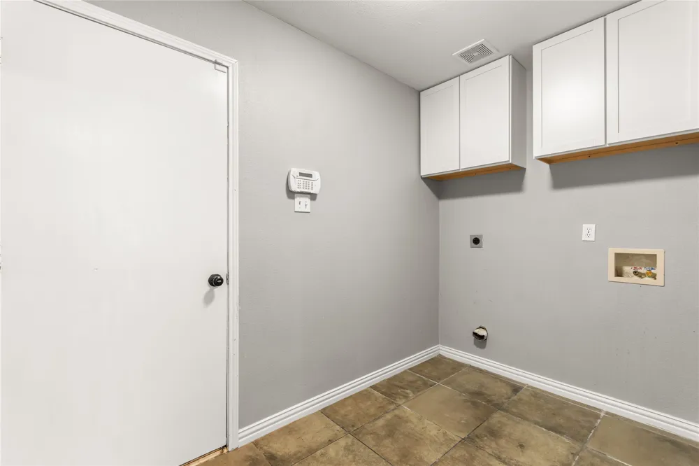 3415 Elmwood Court Sachse, TX 75048