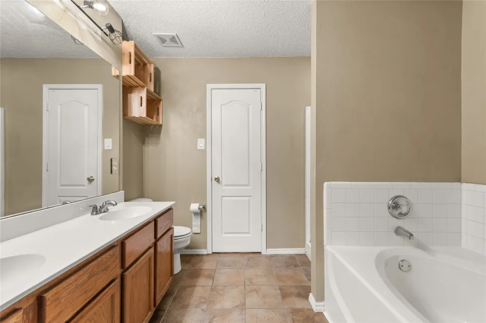 3415 Elmwood Court Sachse, TX 75048