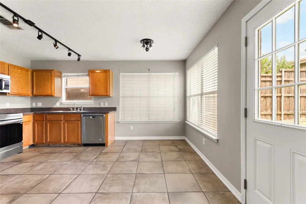 3415 Elmwood Court Sachse, TX 75048