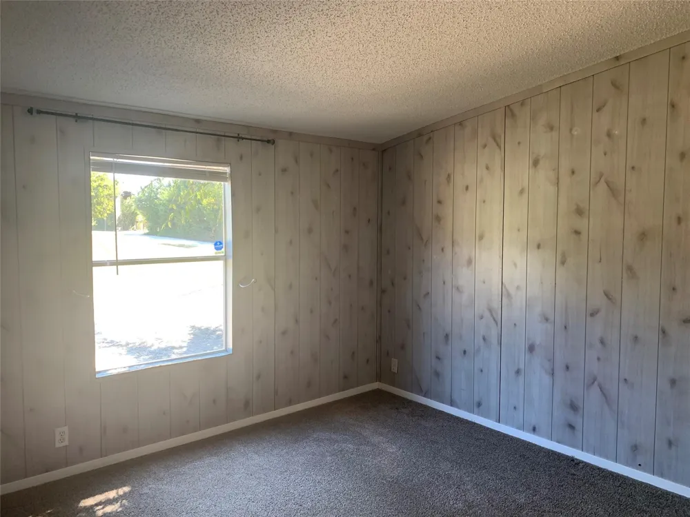 4126 County Road 4111 Campbell, TX 75422
