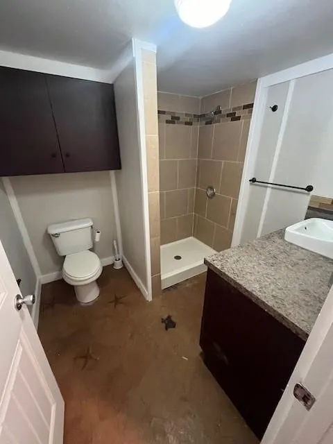 4126 County Road 4111 Campbell, TX 75422
