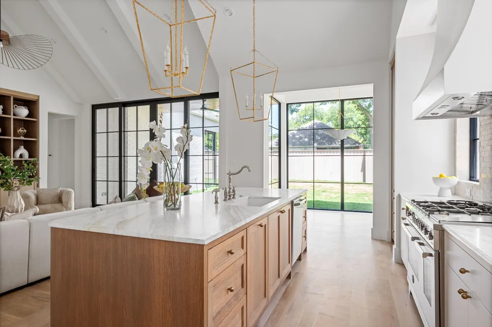 9027 Daytonia Avenue Dallas, TX 75218