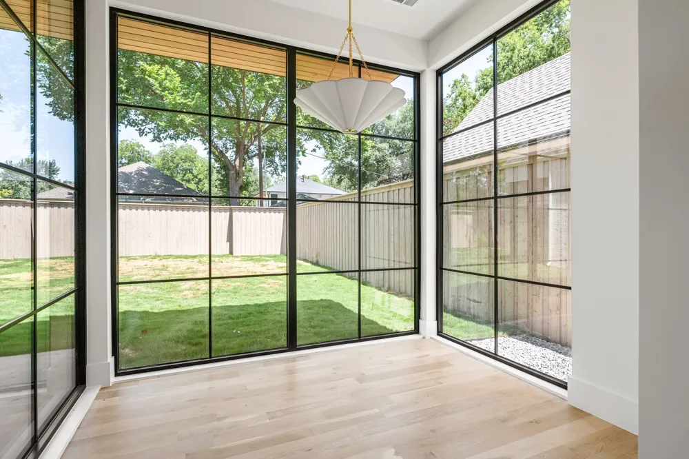 9027 Daytonia Avenue Dallas, TX 75218
