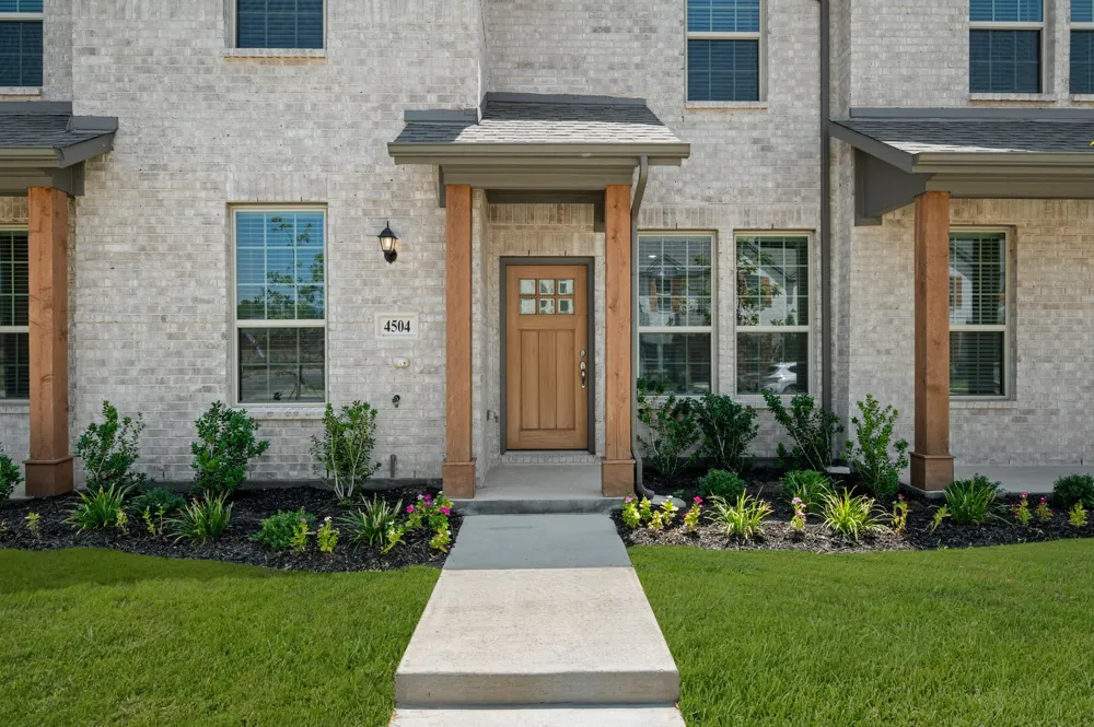 4504 Avion Drive Sanger, TX 76266