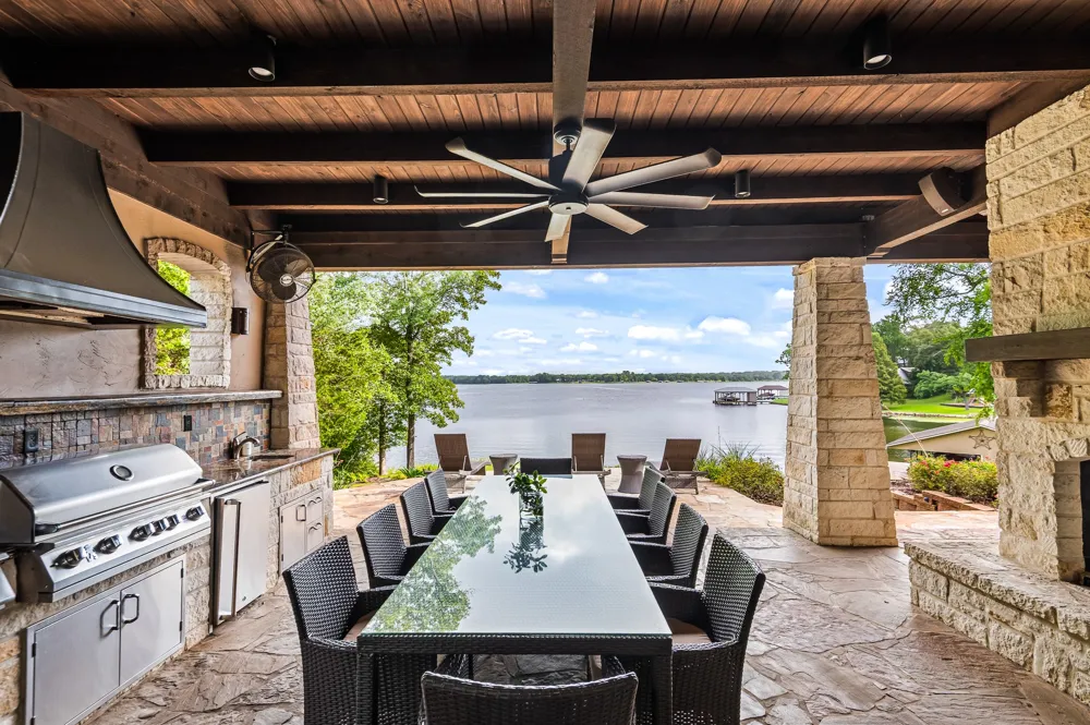 3637 County Road 4804 Athens, TX 75752