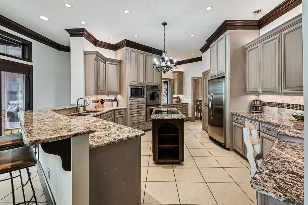 3637 County Road 4804 Athens, TX 75752