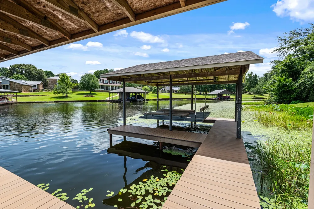 3637 County Road 4804 Athens, TX 75752