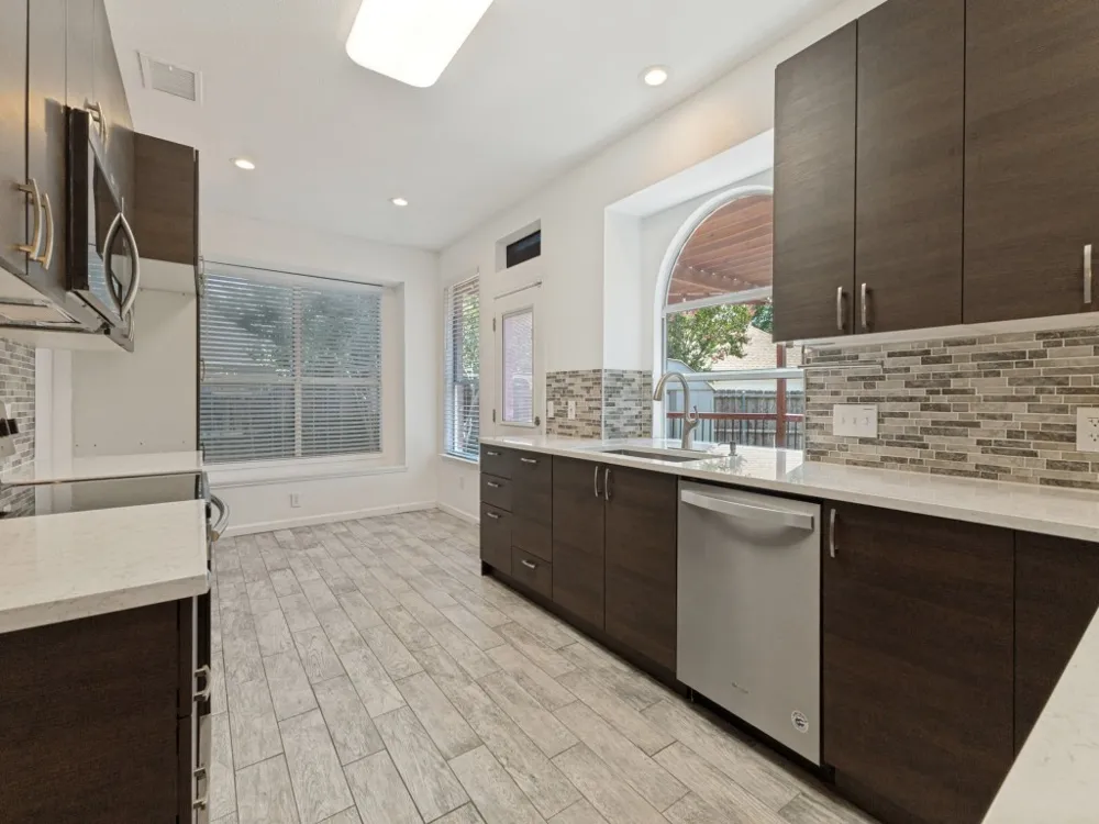 6913 Conestoga Drive Rowlett, TX 75089