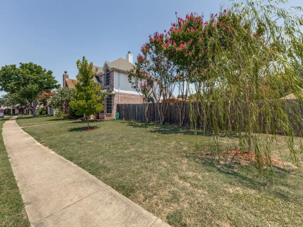 6913 Conestoga Drive Rowlett, TX 75089