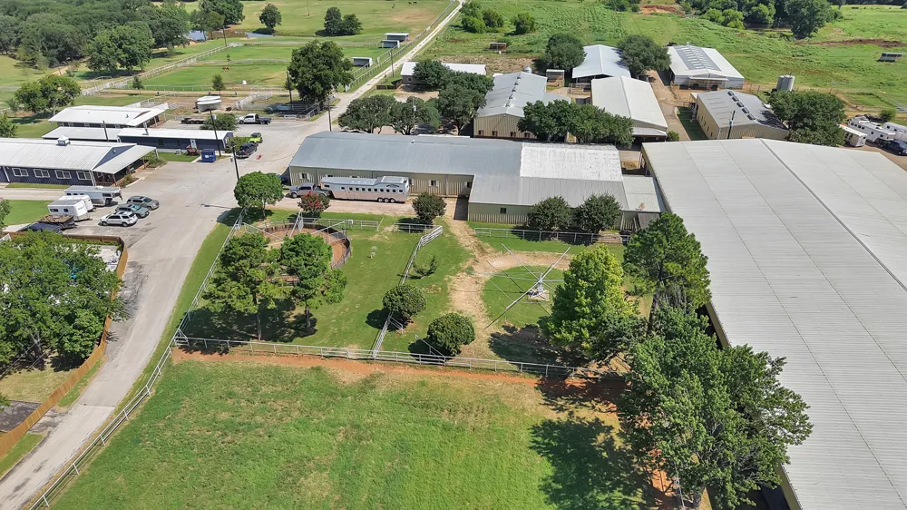 15135 E Fm 922 Tioga, TX 76271