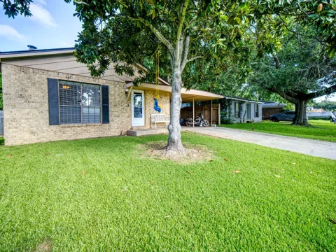 4816 General Bragg Drive