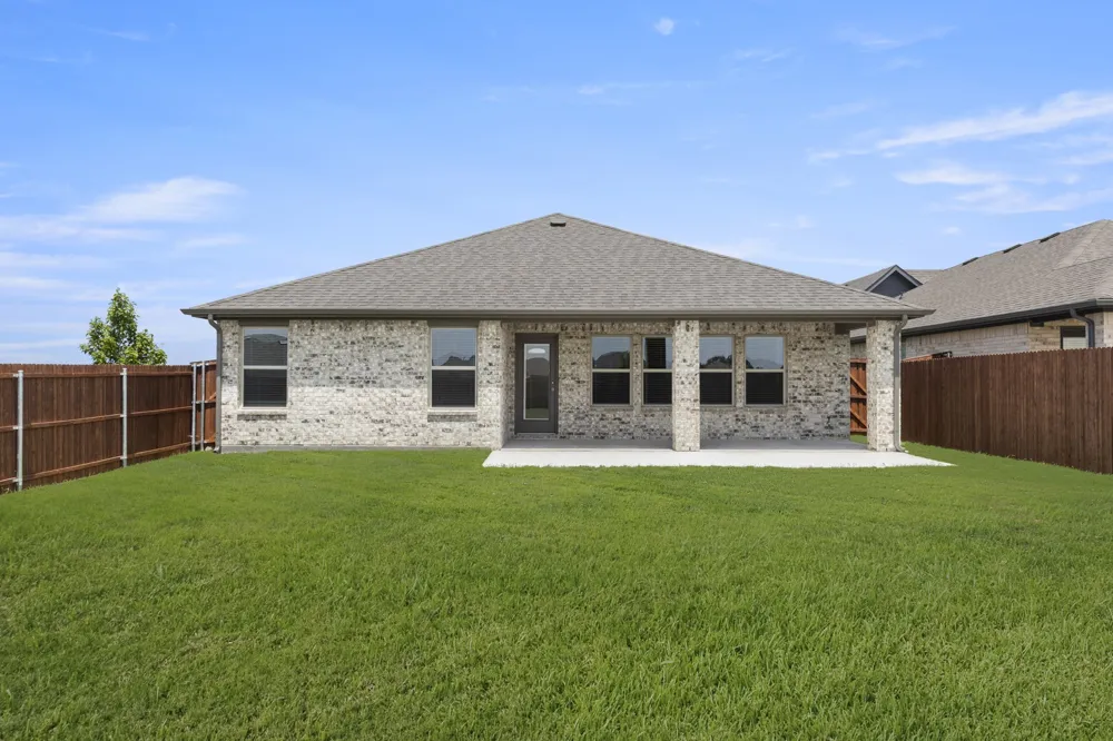 223 Van Horn Drive Terrell, TX 75160
