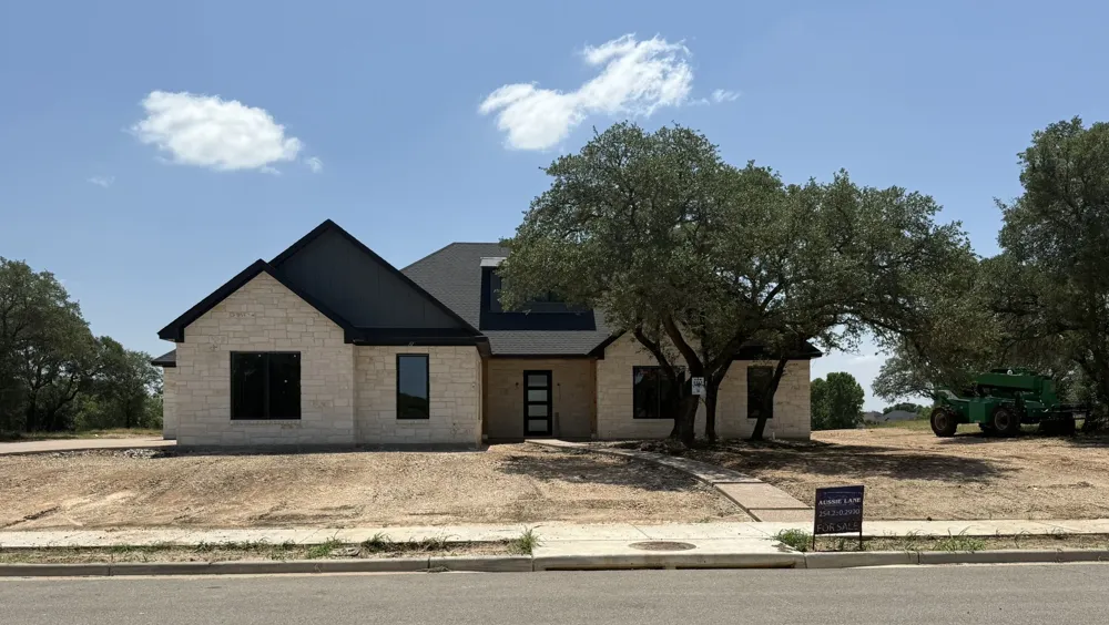 8105 Spicewood Springs Road Waco, TX 76633
