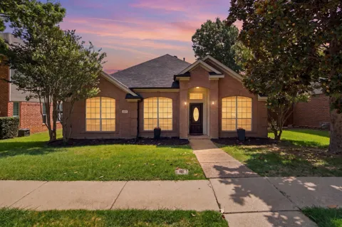 1237 Christopher Lane