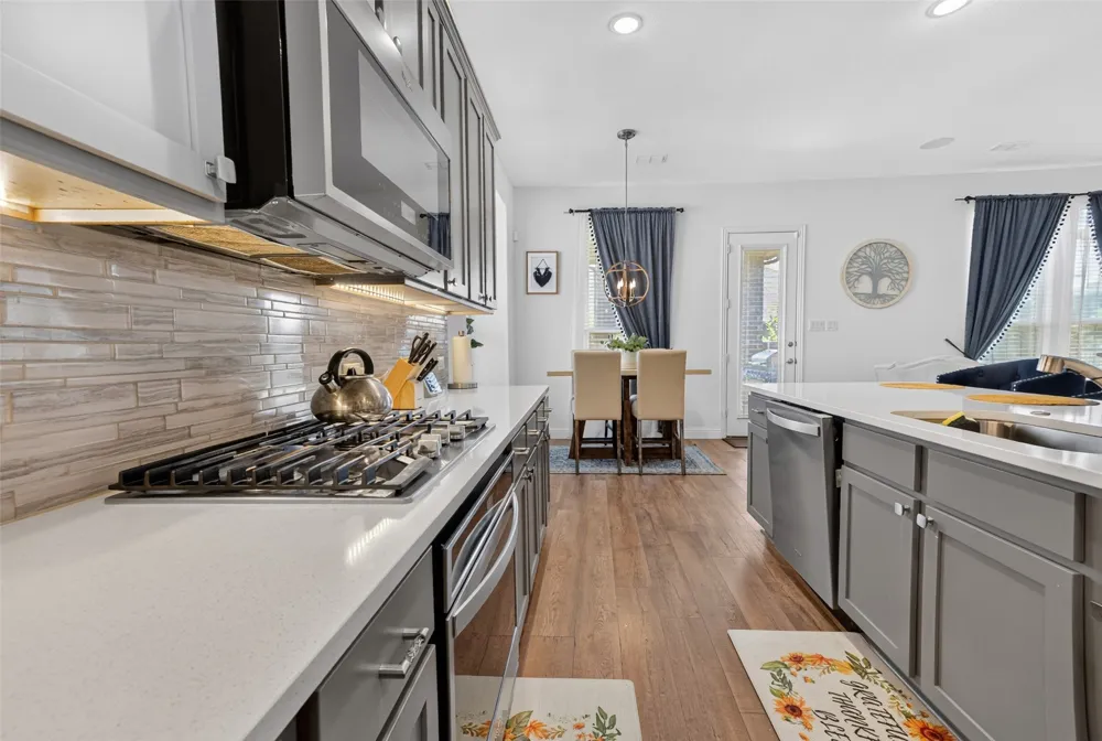7223 Fallen Crest Lane Arlington, TX 76001