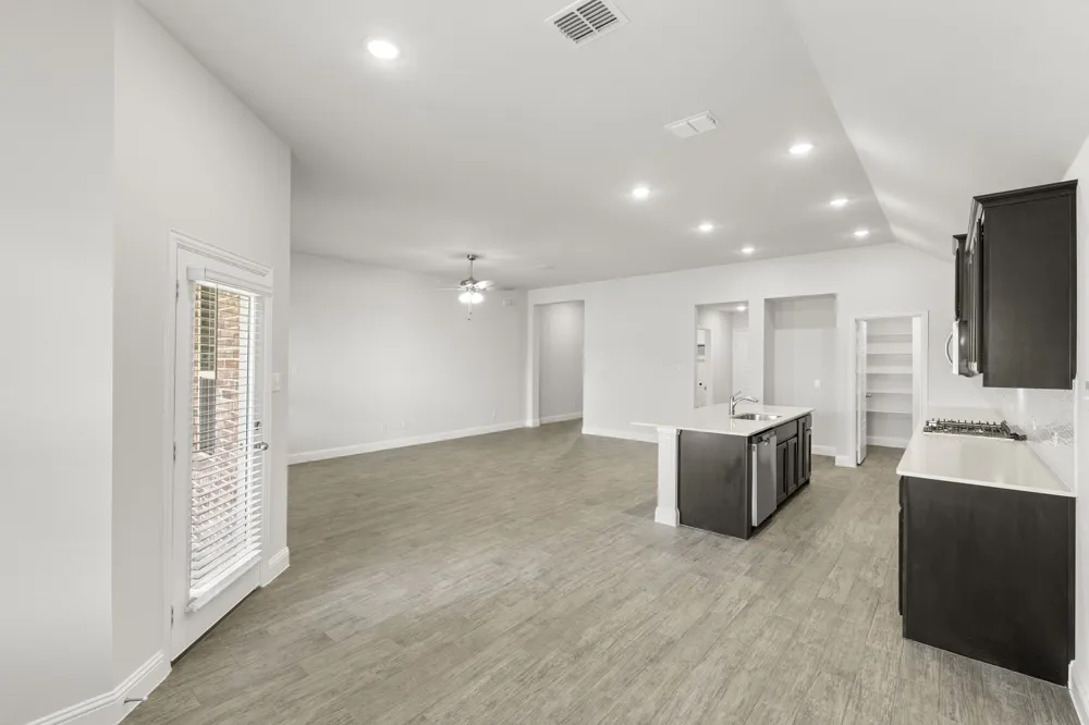 121 Whistling Duck Drive Balch Springs, TX 75181
