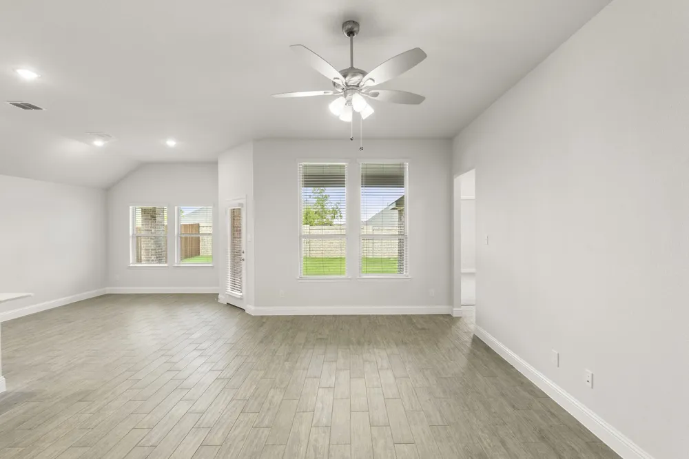 121 Whistling Duck Drive Balch Springs, TX 75181