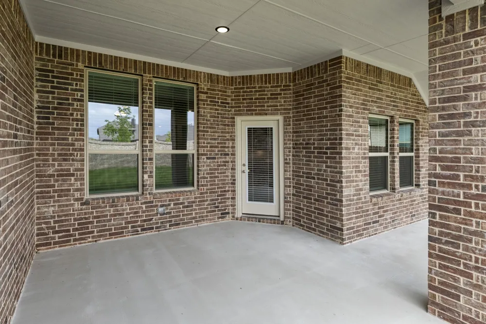 121 Whistling Duck Drive Balch Springs, TX 75181