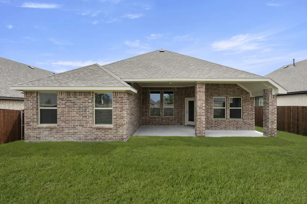 121 Whistling Duck Drive Balch Springs, TX 75181