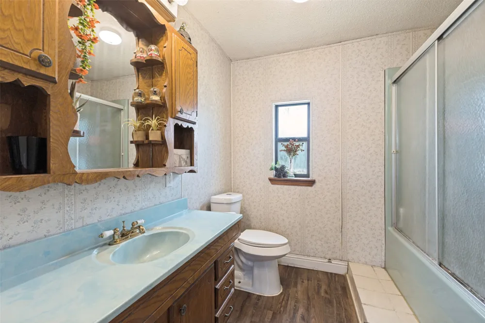 7400 County Road 131A Terrell, TX 75161
