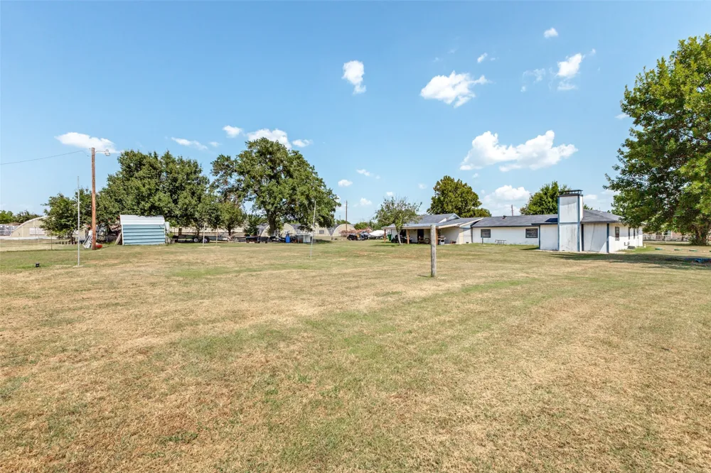 7400 County Road 131A Terrell, TX 75161