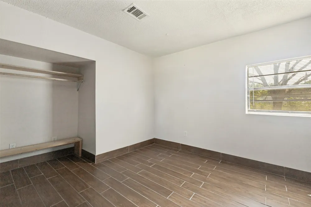 7400 County Road 131A Terrell, TX 75161