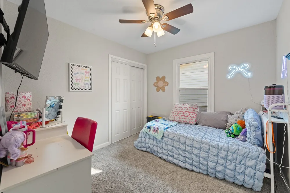809 Phillips Street Cleburne, TX 76033