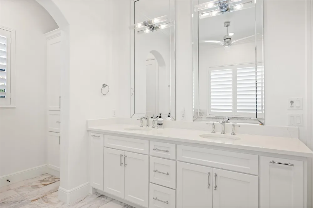 1001 Quarry Court Granbury, TX 76048