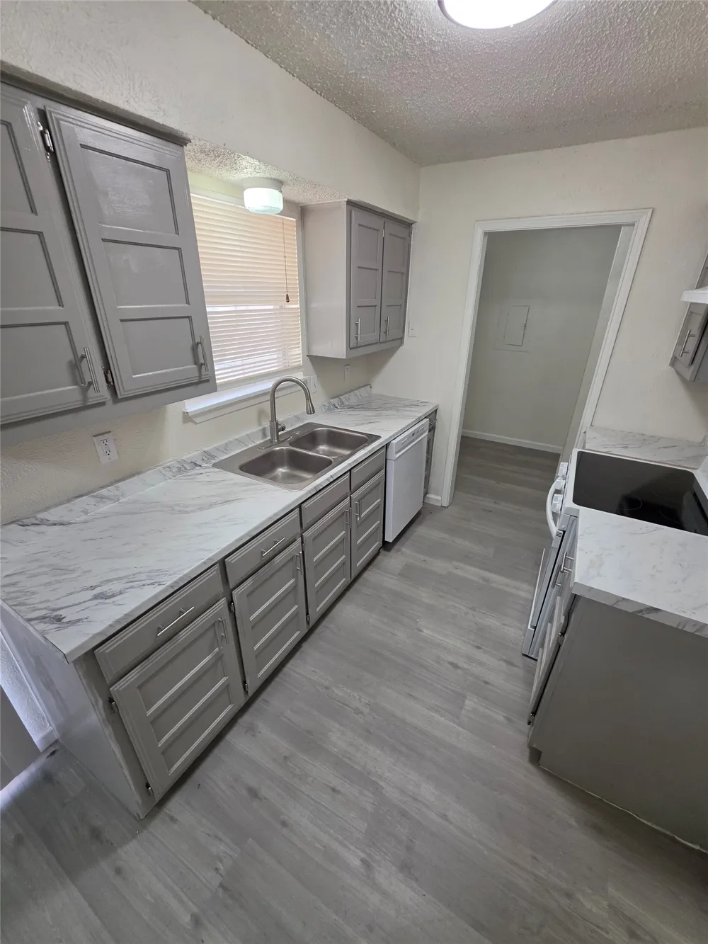 216 Tejas Drive Glenn Heights, TX 75154
