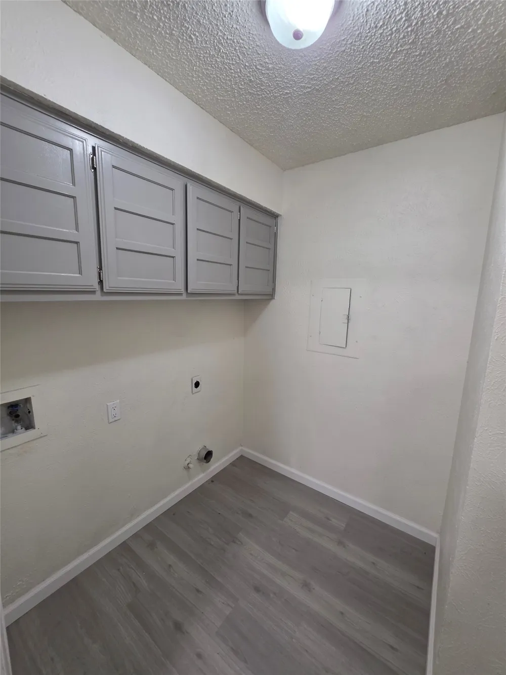 216 Tejas Drive Glenn Heights, TX 75154