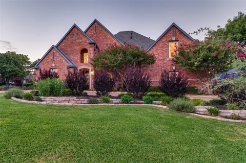 801 Shady Bend Court