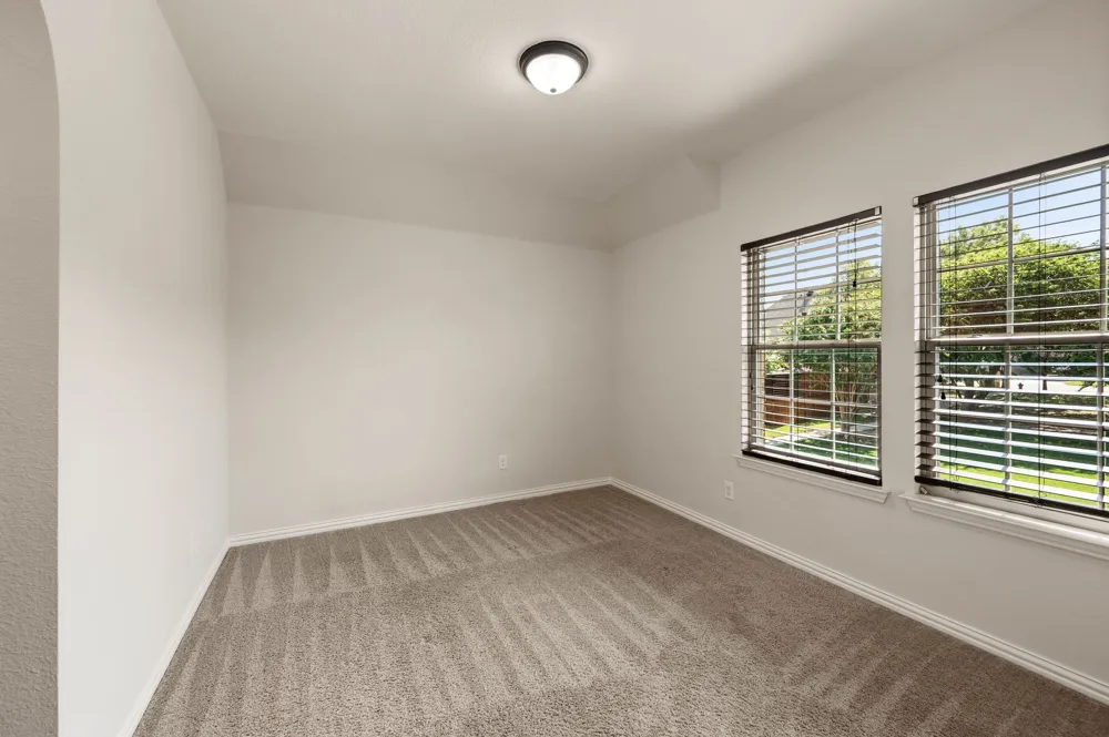 7216 E Nirvana Circle North Richland Hills, TX 76182