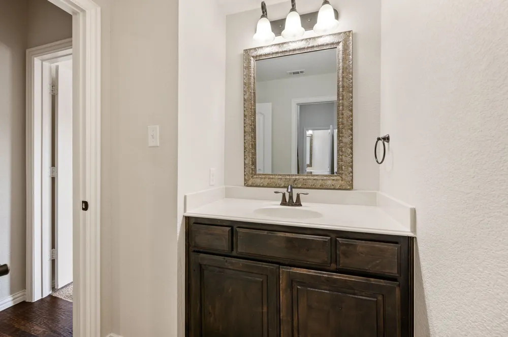 7216 E Nirvana Circle North Richland Hills, TX 76182