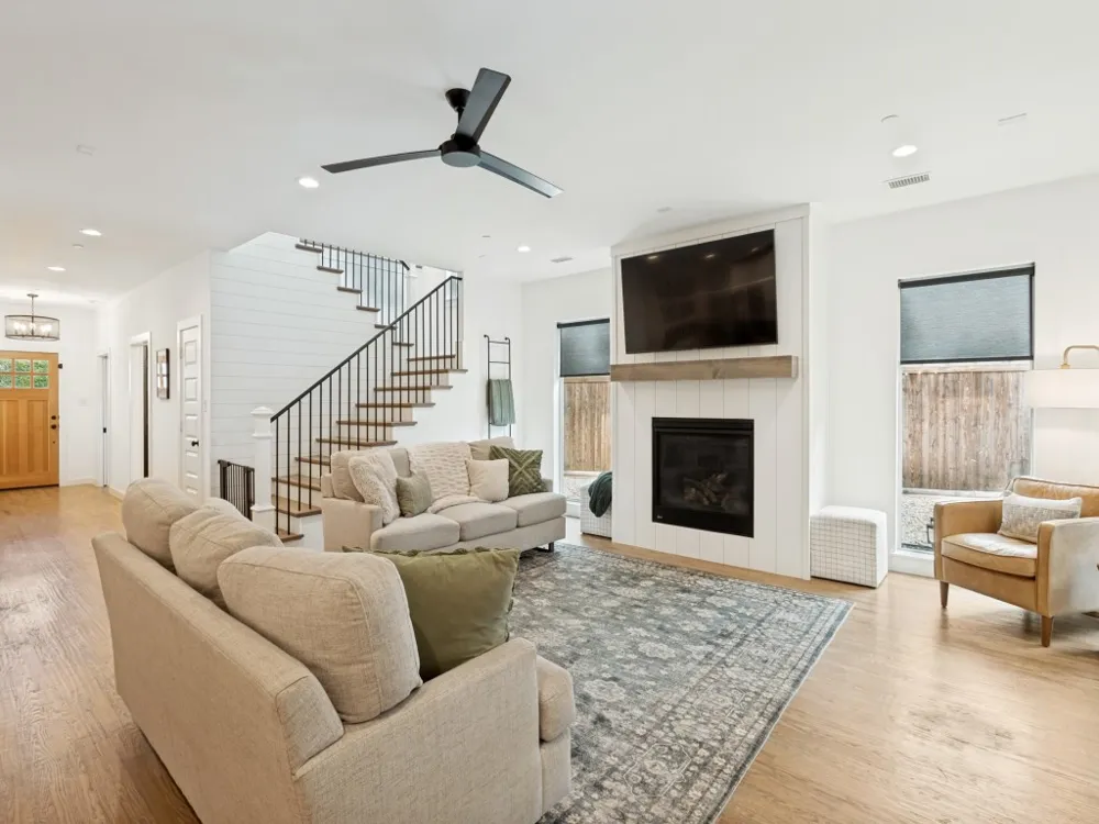 972 Meadow Bend Loop S Grapevine, TX 76051